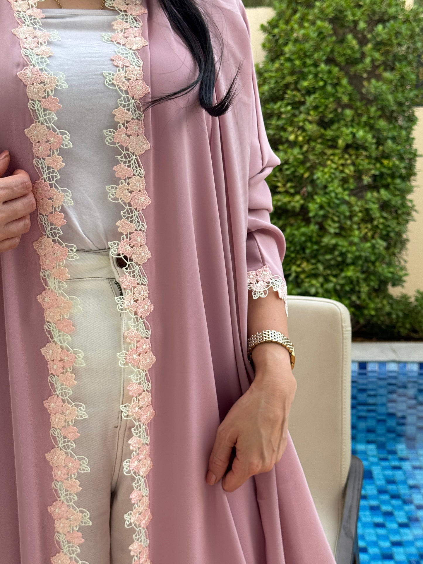 Bloom lace Abaya
