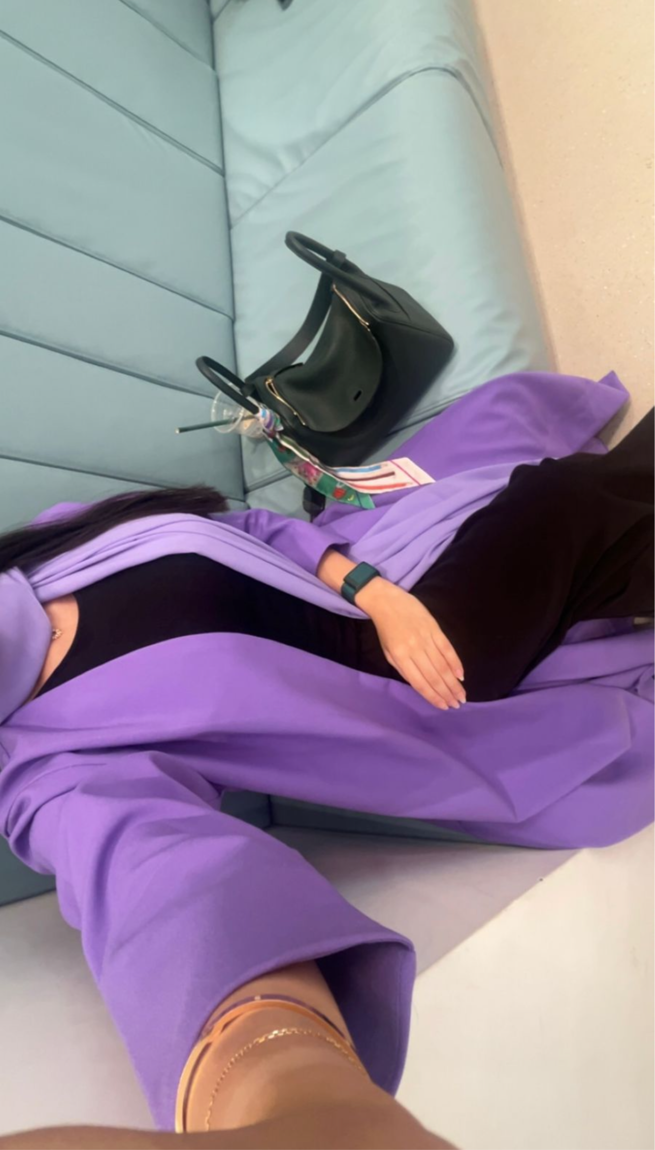 Chic abaya (crepe material)