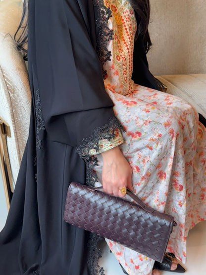 Nior Petal Abaya