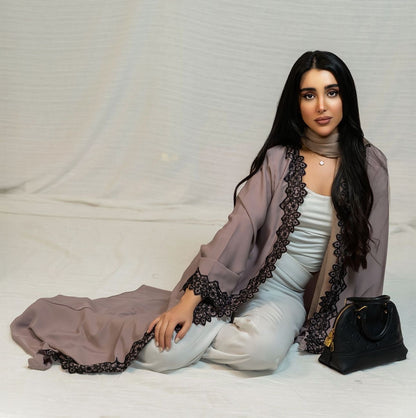 The Lace Outline RTW