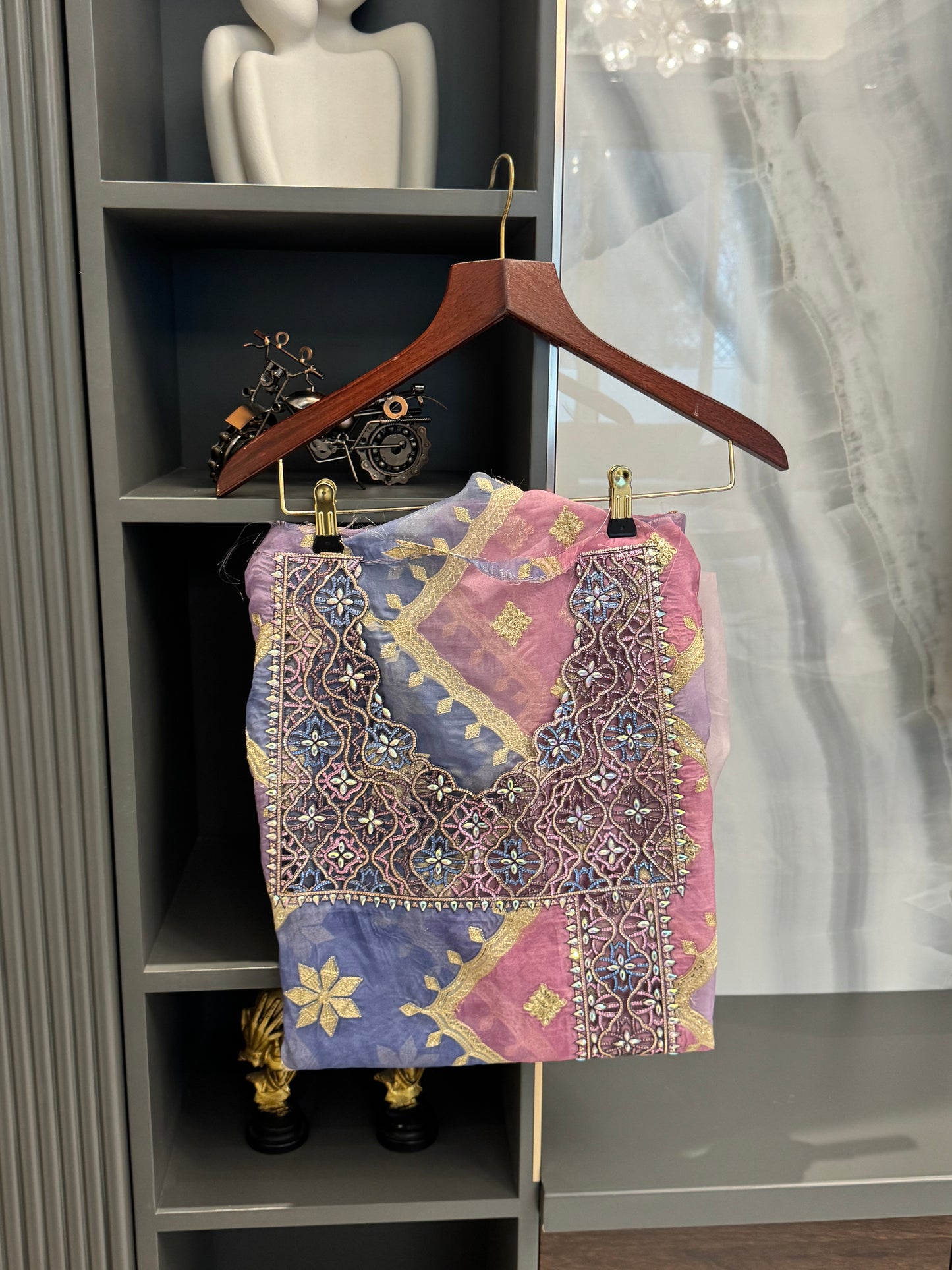 The Cotton Candy Mkhawar