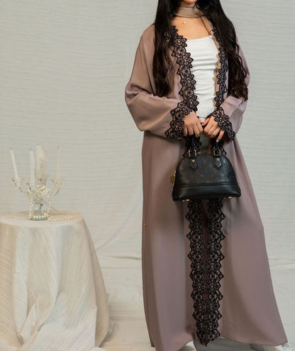 The Lace Outline RTW