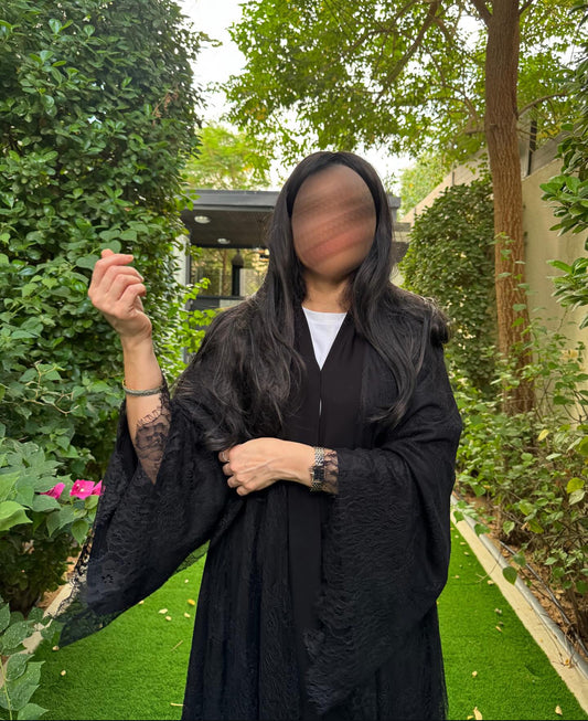 Allure Lace Abaya